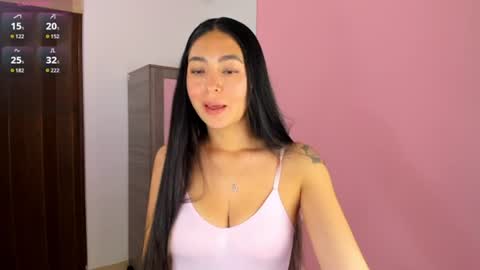 Snapshot of nathalie_rose chatting on August 3, 4:00 pm Nathalie online show from August 3, 4:00 pm