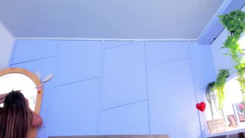 nathalie rossel online show from November 17, 7:52 pm