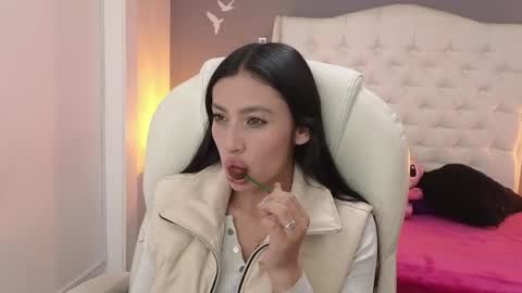 nathaly_blue online show from December 18, 7:08 pm