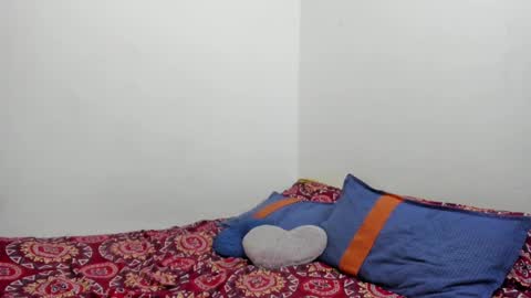 Snapshot of nathaly_love96 chatting on March 12, 7:06 pm Nathaly online show from March 12, 7:06 pm