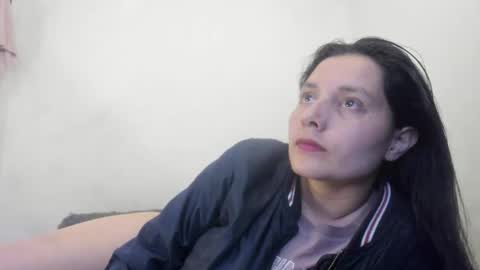 Snapshot of nathaly_love96 chatting on October 2, 7:43 pm Nathaly online show from October 2, 7:43 pm