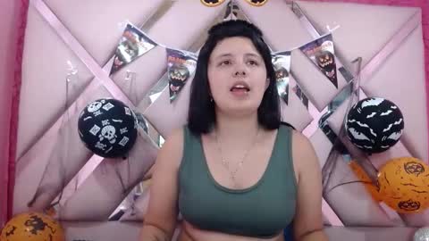 Snapshot of nathaly_low chatting on November 1, 3:08 am nathaly low online show from November 1, 3:08 am