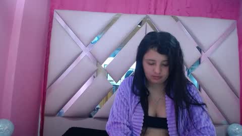 Snapshot of nathaly_sweet23 chatting on November 19, 3:06 am Nathaly sweet online show from November 19, 3:06 am