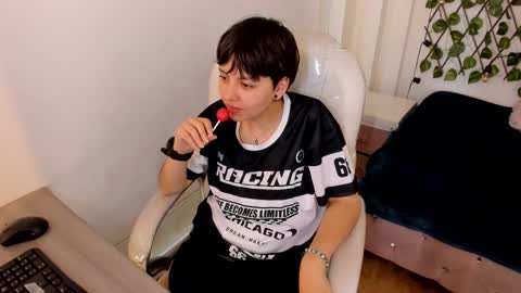 nathalyy_ds online show from November 18, 8:02 pm