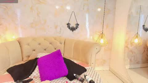 Natha online show from October 4, 7:12 pm