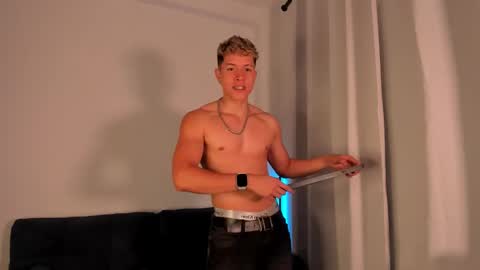 Nathan online show from October 16, 8:54 pm