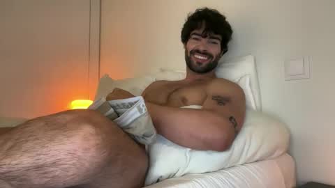 Nathaniel online show from April 25, 9:34 pm