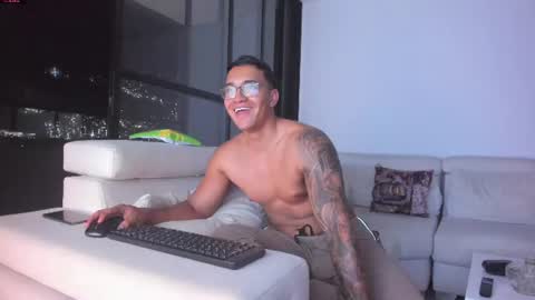 nathan_gross online show from July 15, 3:45 am