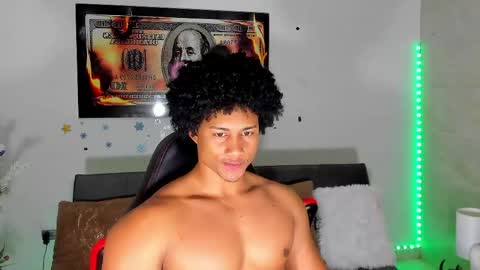 Snapshot of nathan_sexy247 chatting on April 24, 10:39 am Nathan online show from April 24, 10:39 am