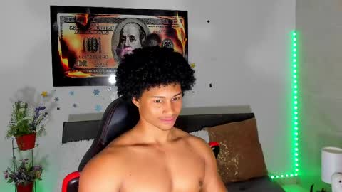 Snapshot of nathan_sexy247 chatting on April 25, 2:47 am Nathan online show from April 25, 2:47 am