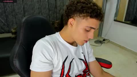 nathan_shimmer online show from January 9, 9:49 pm