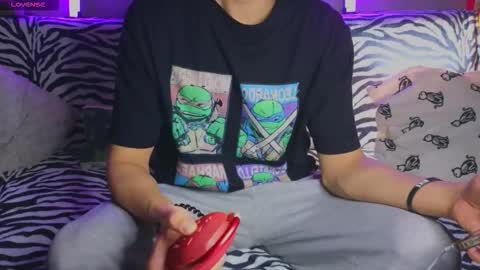 N A T H AN online show from September 21, 4:19 pm