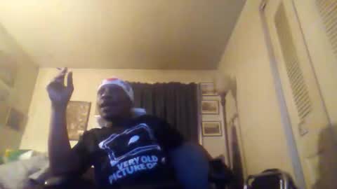 Snapshot of nathanbutler0 chatting on March 22, 12:47 am nathanbutler0 online show from March 22, 12:47 am