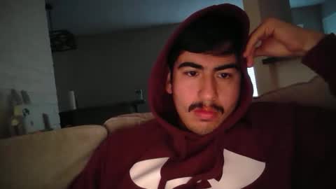 nathanielh07 online show from April 8, 12:49 pm