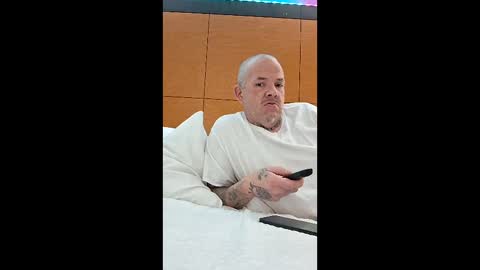 Snapshot of nathanrussell573 chatting on February 19, 12:12 pm Tattdbgcock99 online show from February 19, 12:12 pm