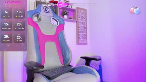 Snapshot of nathasha_gomez_ chatting on December 17, 2:44 pm Nathasha online show from December 17, 2:44 pm