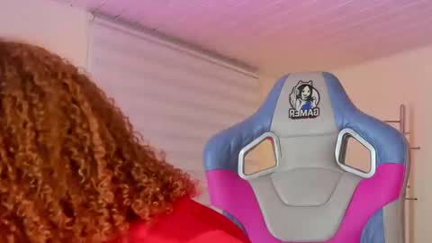 Snapshot of nathasha_gomez_ chatting on December 23, 6:58 pm Nathasha online show from December 23, 6:58 pm