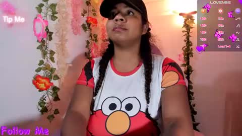 Snapshot of nathasha_jhonsom_ chatting on June 16, 11:24 am Naty online show from June 16, 11:24 am
