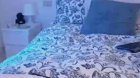 IRIS online show from November 1, 6:59 am