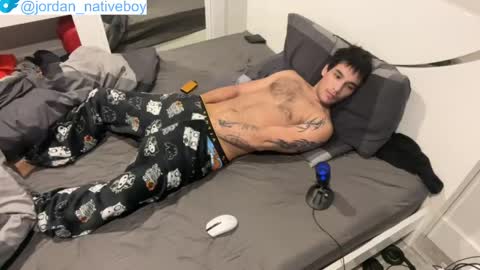 Snapshot of native_boy2 chatting on May 24, 9:31 pm native_boy2 online show from May 24, 9:31 pm
