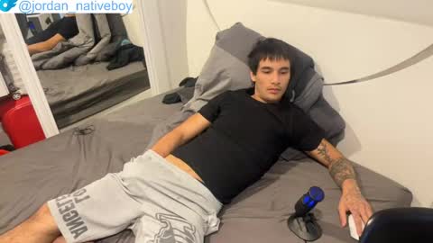 Snapshot of native_boy2 chatting on May 26, 10:50 pm native_boy2 online show from May 26, 10:50 pm