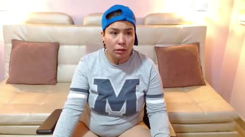 Snapshot of nato_evans chatting on November 30, 3:54 am nato_evans online show from November 30, 3:54 am