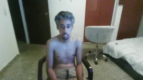 Snapshot of natsurept chatting on January 11, 3:22 am Jose online show from January 11, 3:22 am