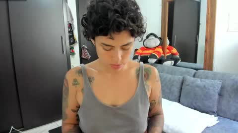 natt_op online show from April 22, 1:56 pm