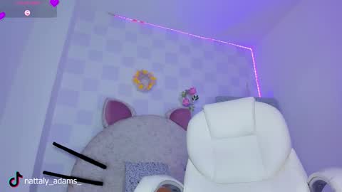 Snapshot of nattaly_adams_ chatting on October 17, 8:00 pm Naty online show from October 17, 8:00 pm