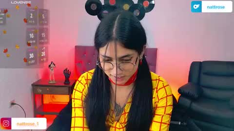 Snapshot of nattrose_ chatting on September 13, 11:32 am Natt  online show from September 13, 11:32 am