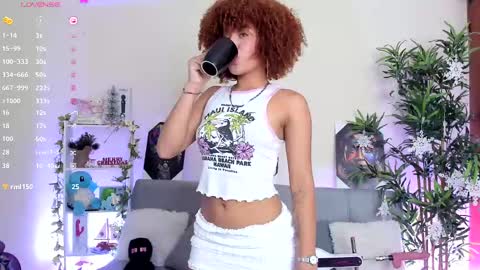 natty online show from December 12, 12:55 pm