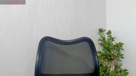 Snapshot of natural_form chatting on September 14, 2:38 pm peach online show from September 14, 2:38 pm