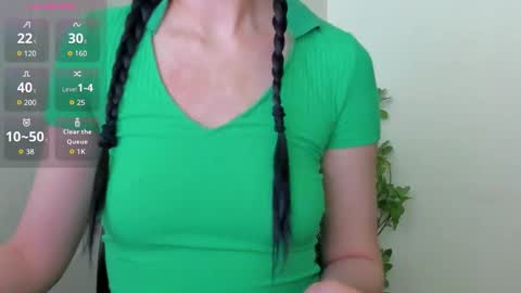 Snapshot of natural_form chatting on November 2, 12:51 pm peach online show from November 2, 12:51 pm