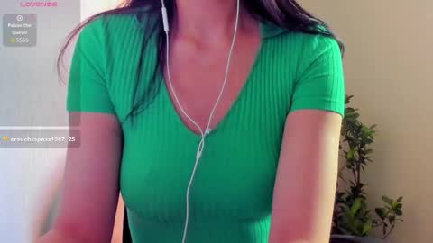 Snapshot of natural_form chatting on November 21, 6:56 am peach online show from November 21, 6:56 am