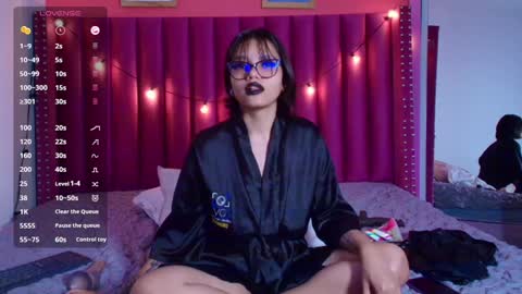 Gwen  online show from January 31, 10:42 pm