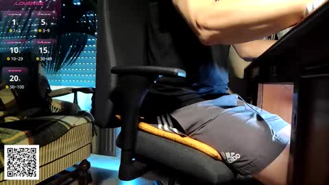 Nature online show from November 3, 8:15 am