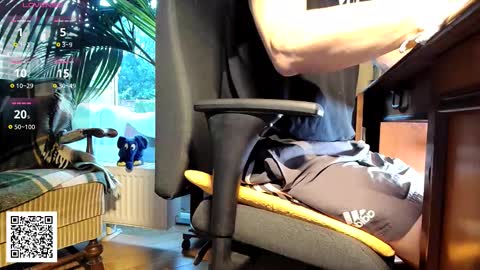 Nature online show from November 5, 3:34 pm