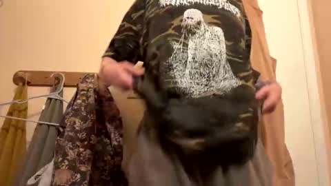 Snapshot of naturebabe666 chatting on December 21, 4:19 am naturebabe666 online show from December 21, 4:19 am