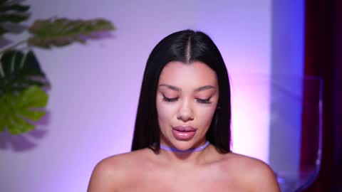 Naty online show from December 21, 10:40 pm