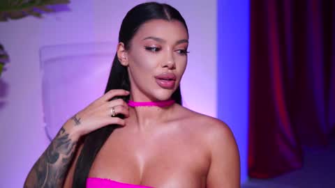 Naty online show from December 23, 1:40 am