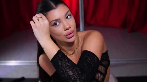 Naty online show from January 30, 1:55 am