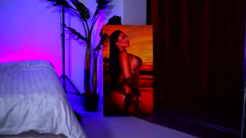 Snapshot of natydesiree chatting on November 6, 10:16 am Naty online show from November 6, 10:16 am