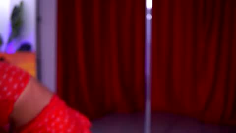 Snapshot of natydesiree chatting on December 13, 7:53 pm Naty online show from December 13, 7:53 pm