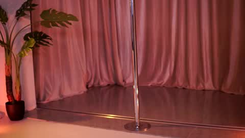 Naty online show from March 29, 7:14 pm