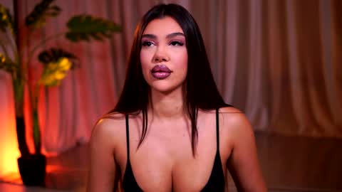 Naty online show from May 10, 7:08 pm