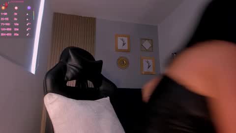 Snapshot of natyferrer chatting on September 22, 11:07 pm Naty Ferrer online show from September 22, 11:07 pm