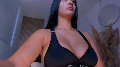 Snapshot of natyferrer chatting on October 1, 10:54 am Naty Ferrer online show from October 1, 10:54 am