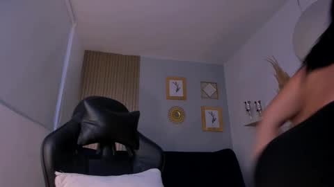 Snapshot of natyferrer chatting on October 2, 10:44 am Naty Ferrer online show from October 2, 10:44 am