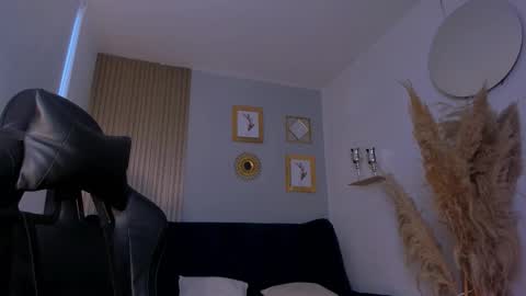 Snapshot of natyferrer chatting on October 4, 10:57 am Naty Ferrer online show from October 4, 10:57 am