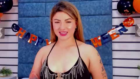 Snapshot of natyleone chatting on October 21, 8:20 pm Naty online show from October 21, 8:20 pm
